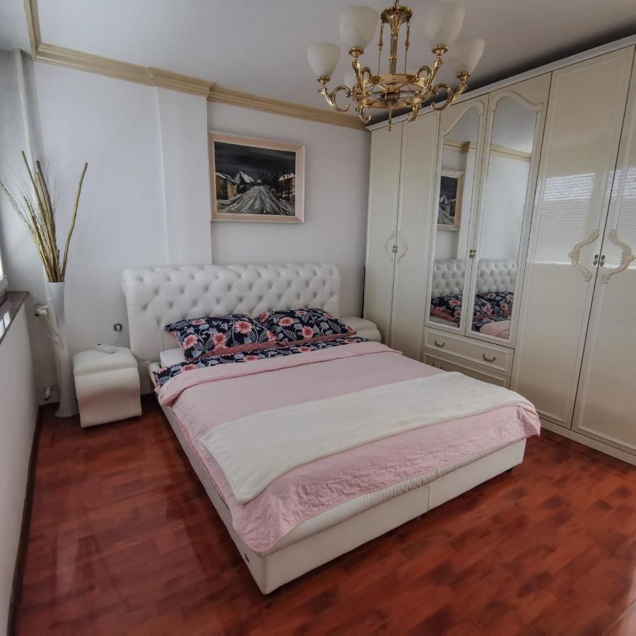City View Apartment Banyaluka Dış mekan fotoğraf